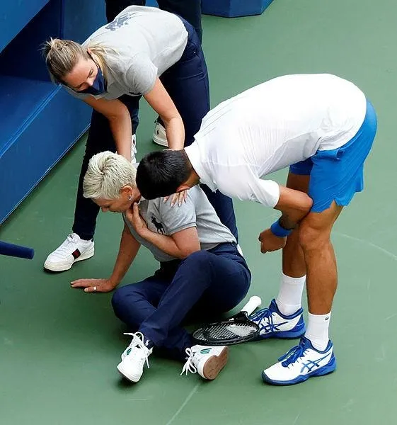ABD Açık'ta Novak Djokovic diskalifiye edildi-3