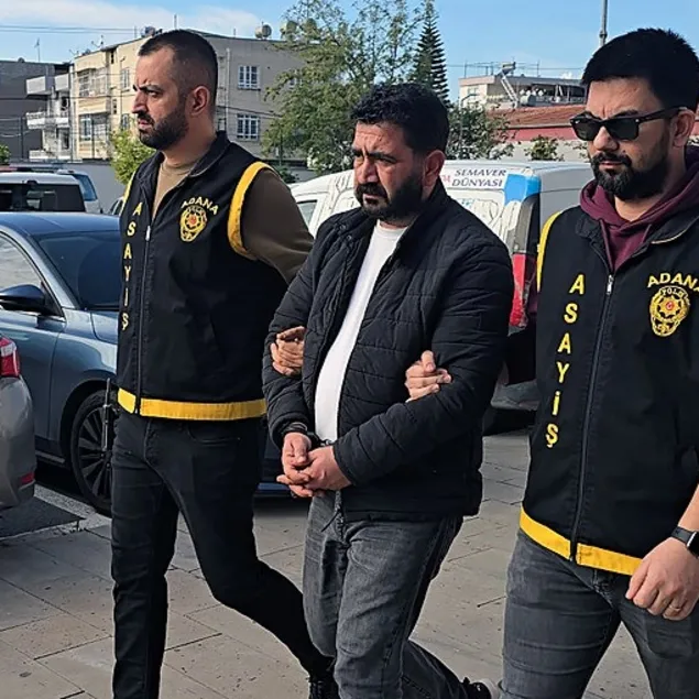 179 suç kaydı olan firari AVM’de yakalandı!