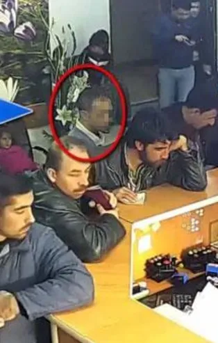 Noterde şok görüntü! Kameraya takıldı