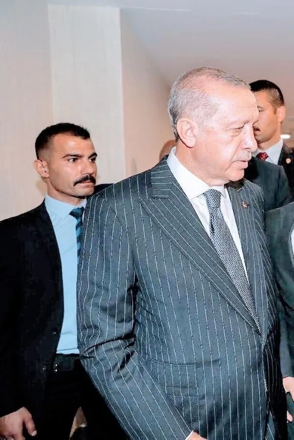 15-temmuz-gecesi-tek-yumurta-ikizlerini-fetocu-hainlerin-bombasi-ayirdi-esini-aradi-helallik-istedi-dakikalar-1656738244760.jpeg 15 Temmuz gecesi tek yumurta ikizlerini FETÖ'cü hainlerin bombası ayırdı! Eşini aradı helallik istedi dakikalar sonra şehit oldu-5