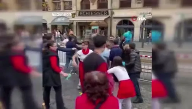 İsviçre'de PKK yandaşları Türk vatandaşlarına saldırdı