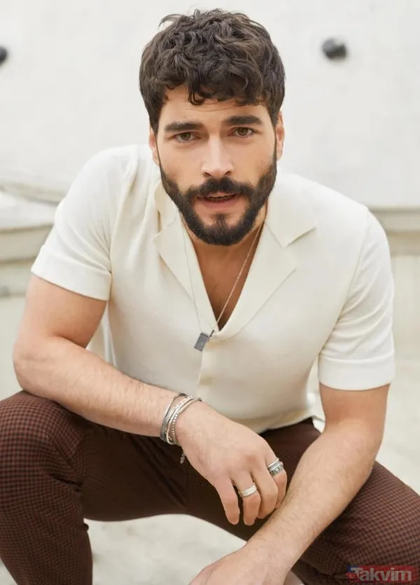 Annesinin cenazesine katılmıştı! Akın Akınözü’ne sinir hoplatan “Hande Erçel” sorusu - 4