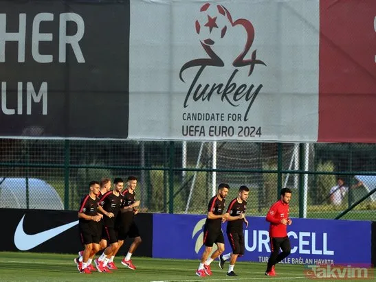 A Milli Futbol Takımı’nda mesai başladı! Türkiye - Rusya maçı ne zaman?