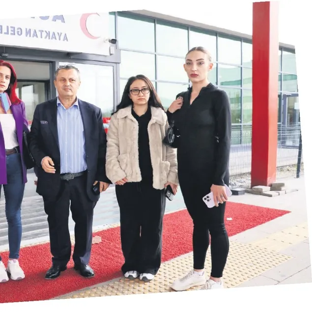 Tuğyan mezarlığa gıtmış