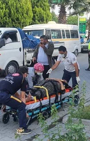 Emine teyze elektrikli bisikletten düştü