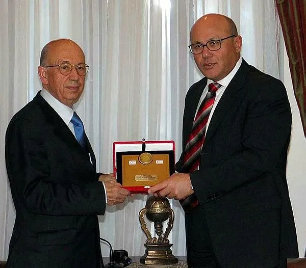 SON DAKİKA: KKTC Cumhurbaşkanı Ersin Tatar'ın acı günü! Babası Rüstem Tatar hayatını kaybetti-1