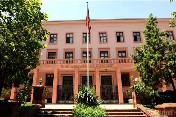 🔹Başvuru şartları arasında ise 2024 KPSS puanı öne çıkıyor. Adayların; lisans düzeyinde KPSSP3, ön lisans düzeyinde KPSSP93 ve ortaöğretim düzeyinde KPSSP94...