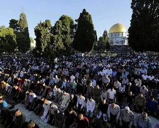 İstanbulda bayram namazı saat kaçta kılınacak? işte Tüm illerin bayram namaz saatleri...