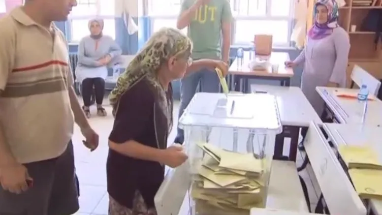 Yerel seçim takvimi belli oldu!