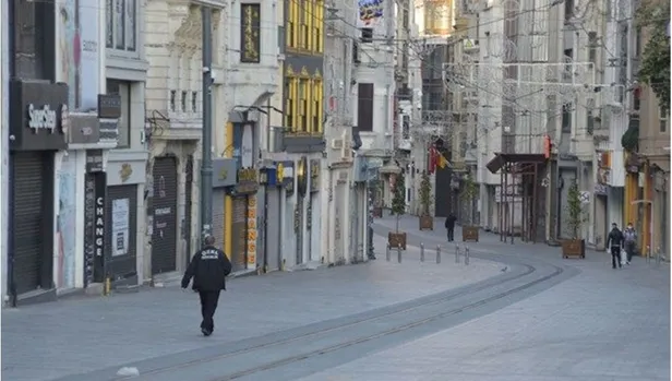 Hafta sonu yasakları başladı mı? Sokağa çıkma yasağı hangi illerde? İşte kırmızı renkli iller…-4