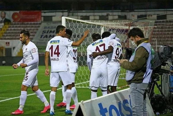 Zorlu Hatay deplasmanında bozguna uğrayan Galatasaray ağır yara aldı-3