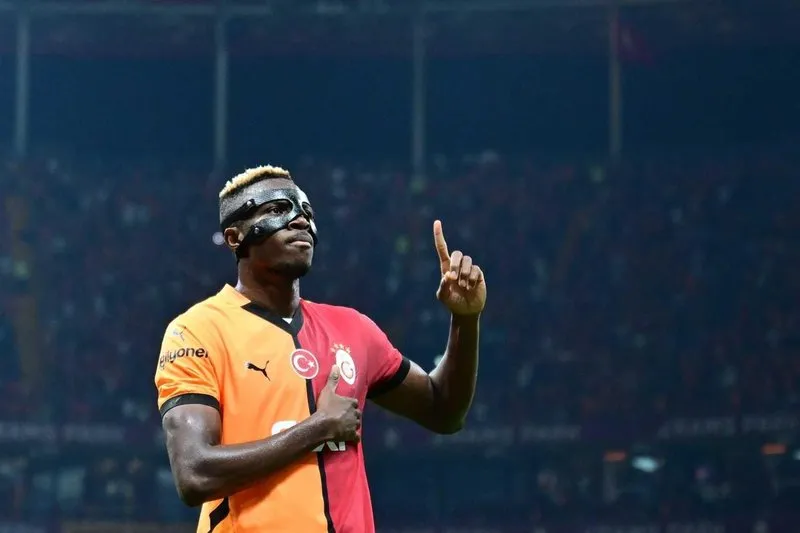 galatasaraydan-osimhen-icin-dev-teklif-1752241137565.jpeg Victor Osimhen Galatasaray'ı istiyor. (AA)