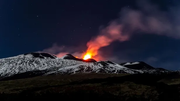 Avrupa alarma geçti! Etna Yanardağ yeniden faaliyette-2
