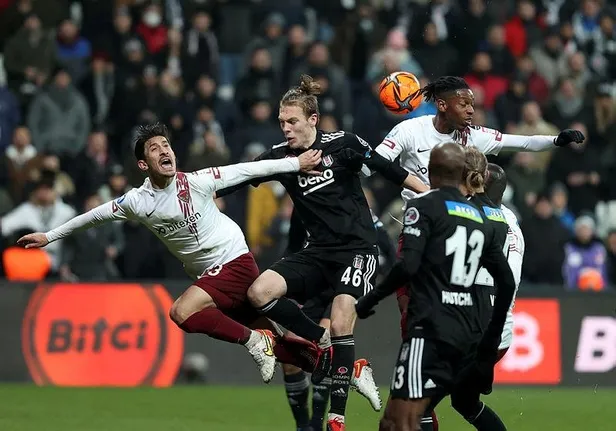 besiktas-ustun-oynadigi-macta-kalesinde-gordugu-hatali-golle-2-puan-kaybetti-1647732266784.jpeg Beşiktaş üstün oynadığı maçta kalesinde gördüğü hatalı golle 2 puan kaybetti-4