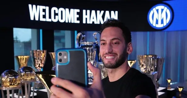 son-dakika-inter-transferi-duyurdu-hakan-calhanoglu-imzayi-atti-1624381682297.jpeg Son dakika: Inter transferi duyurdu: Hakan Çalhanoğlu imzayı attı-2