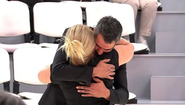 Müge Anlı Fransa'dan gelen Benoit Murat'ı annesi Zeynep'e kavuşturdu! 34 yıllık hasret böyle son buldu