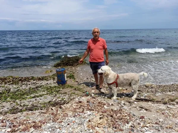 sinopta-panik-uzerinde-tehlikeli-yazan-variller-kiyiya-vurdu-1624703857228.jpg Sinop'ta panik! Üzerinde 'tehlikeli' yazan variller kıyıya vurdu-2