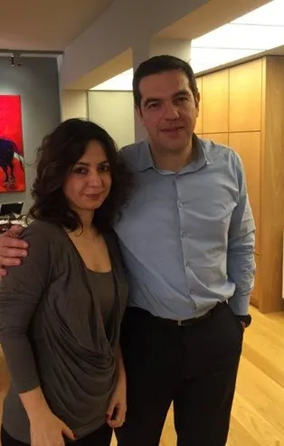 Aslı Aydıntaşbaş'ın Yunan halkının sandığa gömdüğü çakma solcu Çipras'ı övmesi dalga konusu oldu