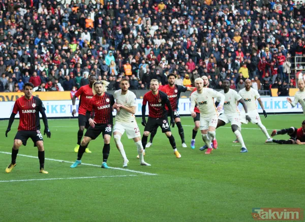 Gaziantep FK - Galatasaray maçı sonrası hakem Arda Kardeşler'e şok sözler: Çok çirkin... - 13