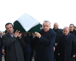 Son dakika: Başkan Erdoğan İstanbulda Azize Acar isimli vatandaşın cenaze namazına katıldı