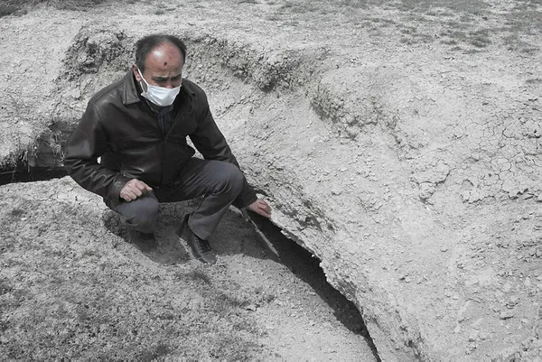 Konya'da korkutan görüntü! 1 kilometrelik alanda 100'ün üzerinde obruk!-8