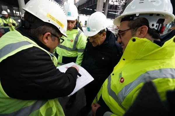 THY ekibi yeni havalimanını inceledi-1