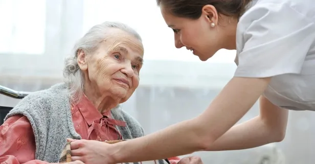 1- 6 Ağustos huzurevlerine KPSS şartsız en az ilkokul mezunu hasta bakıcı alımı başvuru şartları açıklandı! İşte İŞKUR ilanları