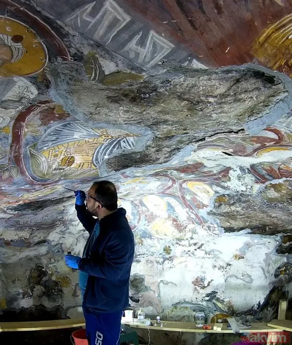 Geçmişi 1600 yıl öncesine dayanıyor: 360 tonluk kaya bitlendi iğneyle kuyu kazıp yeni odalar ortaya çıktı! Sümela Manastırı'na ziyaretçi akını - 14