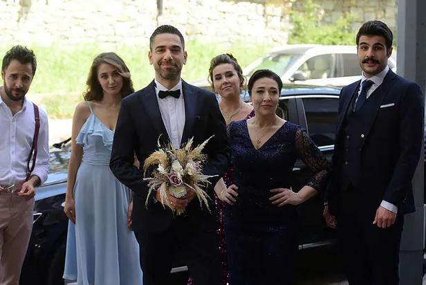 askin-tarifi-dizisi-konusu-nedir-oyunculari-kimler-kanal-dnin-yeni-dizisi-askin-tarifi-konusu-ve-oyunculari-1623689530815.jpg Aşkın Tarifi dizisi konusu nedir, oyuncuları kimler? Aşkın Tarifi hangi diziden uyarlama?-2