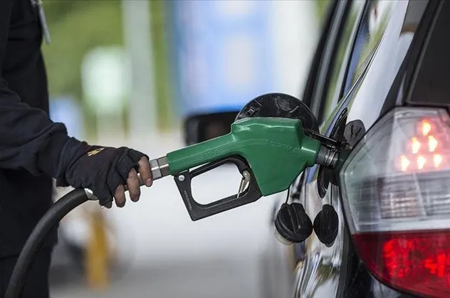 Petrol 10 dolara koşuyor