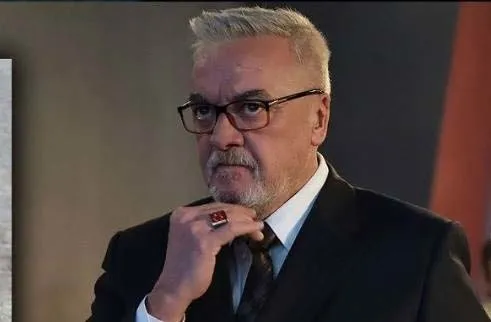 teskilat-mete-baskan-oldu-mu-mesut-akusta-teskilat-dizisinden-ayrildi-mi-neden-ayrildi-1648398150149.jpg Teşkilat Mete Başkan öldü mü? Mesut Akusta Teşkilat dizisinden ayrıldı mı, neden ayrıldı?-2