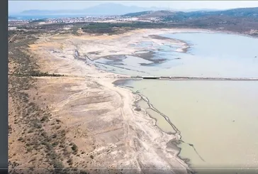 Çeşme'de baraj kurudu! Su kesintileri başladı | Sekiz günlük su kaldı