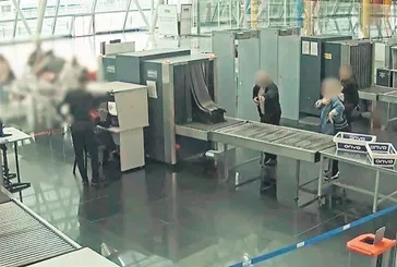 Tarihi paraları diş macunu tüpünde saklayan çete çökertildi!