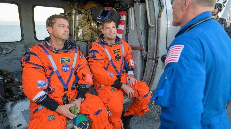 tarihi-gorev-tamamlandi-artemis-2-murettebati-dunyaya-dondu-1775891731868.jpg Tarihi görev tamamlandı: Artemis 2 mürettebatı Dünya'ya döndü-4