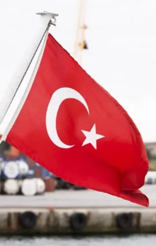 Spekülatif kur ataklarına karşı yabancı ekonomistlerden güven mesajı!