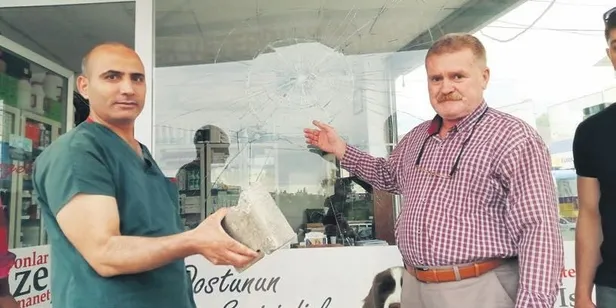 ayni-masada-alkol-aldigi-arkadaslarina-kursun-yagdirdi-2-olu-1-yarali-1652042753299.jpeg Aynı masada alkol aldığı arkadaşlarına kurşun yağdırdı: 2 ölü 1 yaralı-8