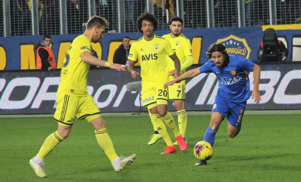 ankaragucu-2-1-fenerbahce-mac-sonucu-1581794455808.jpg