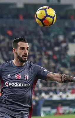 Dilmen: Negredo'yu çok eleştiremeyiz