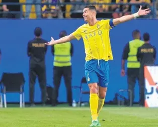 Yaşlanmayan adam Cristiano Ronaldo