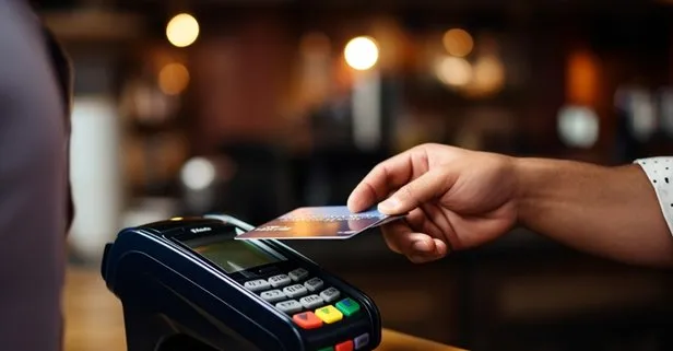 Son dakika: Kredi kartı faiz oranları değişecek mi? Merkez Bankası açıkladı! Gözler yarında