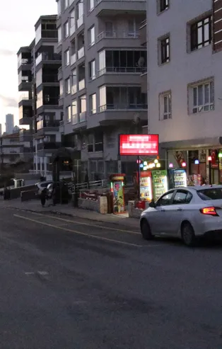 Ankara'da 13 yaşındaki kız çocuğuna taciz iddiası ortalığı karıştırdı! Mahalleli önce dövdü sonra polise teslim etti