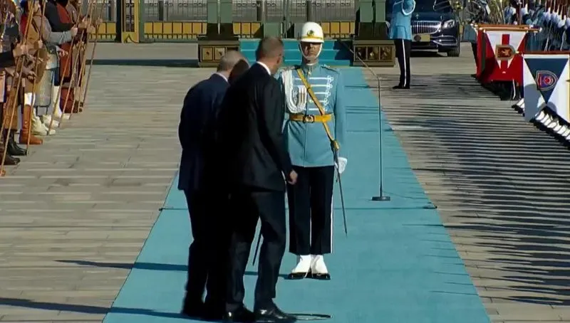 Başkan Erdoğan, Almanya Başbakanı Merz'i resmi törenle karşıladı. (Ekran görüntüsü)