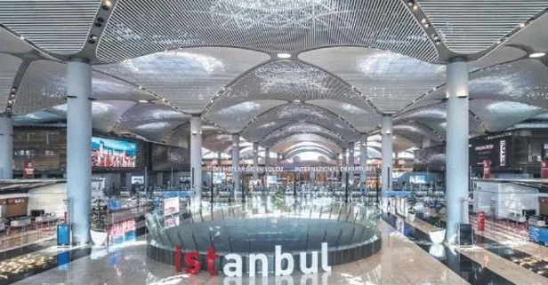 Dünyaca ünlü yıldız Robert Davi’den İstanbul Havalimanı’na övgü dolu sözler