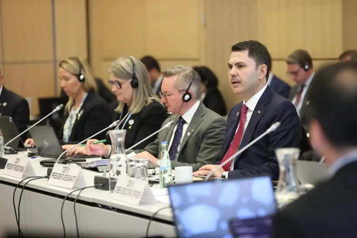 bakan-kurum-bonnda-cop31-oncesi-10-baslik-ve-6-hedefi-duyurdu-1781034004578.jpeg Bakan Kurum Bonn’da COP31 öncesi 10 başlık ve 6 hedefi duyurdu-9