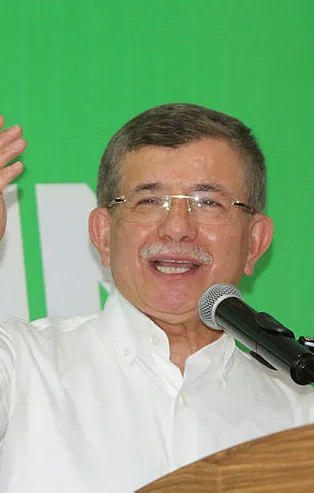 Ahmet Davutoğlu Karar Gazetesi'nin manşetini dillendirdi! Uygur Türkleri üzerinden akılalmaz iftira