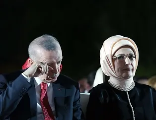 30 Ağustos konserinde duygusal anlar: Başkan Erdoğan gözyaşlarını tutamadı