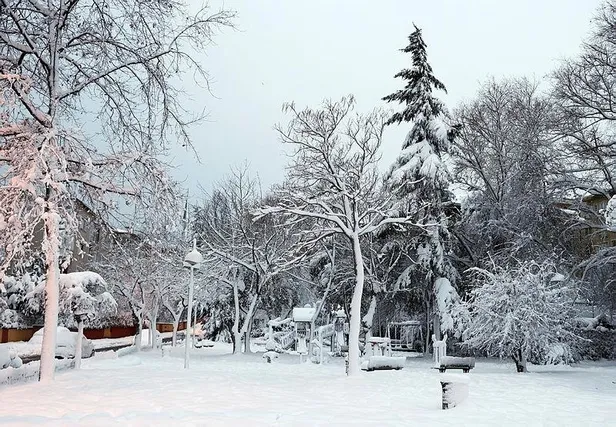 HAVA DURUMU | İstanbul'da kar kalınlığı 30 santimetreye kadar çıktı! Meteorolojiden peş peşe uyarılar-2