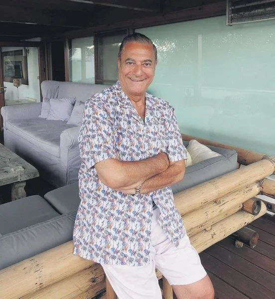 Mehmet Ali Erbil'den linç çetesine tokat gibi cevap: "Eskiden 8 saatte gittiğim İzmir şimdi 3.5 saat!"-5