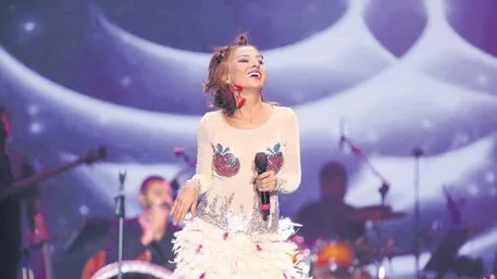 Kıbrıs’ta otel krizine Yıldız Tilbe’den alkışlanacak hareket! Kapris yapmadı cebinden ödedi