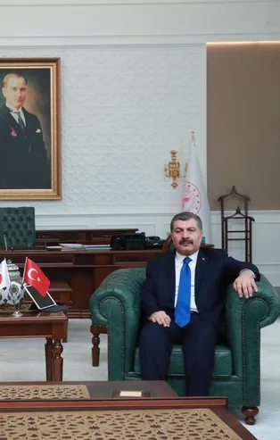 Son dakika: Bakan Koca, Japonya'nın Ankara Büyükelçisi Akio Miyajima ile görüştü